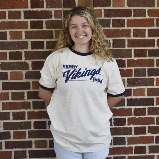 USCAPE Vintage navy/cream Berry Vikings 1902 tee