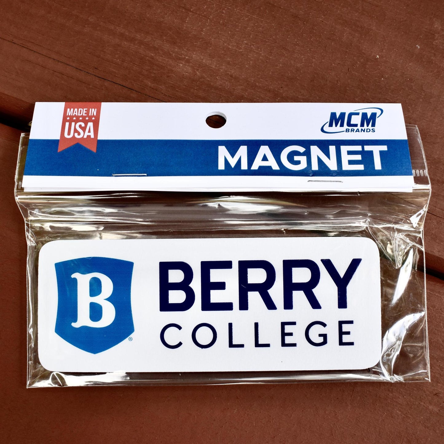 Rectangle Berry College with B Shield Magnet